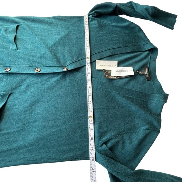 Banana Republic Women's Medium Fine Merino Wool V-Neck Cardigan Dark Teal Color - Picture 8 of 15